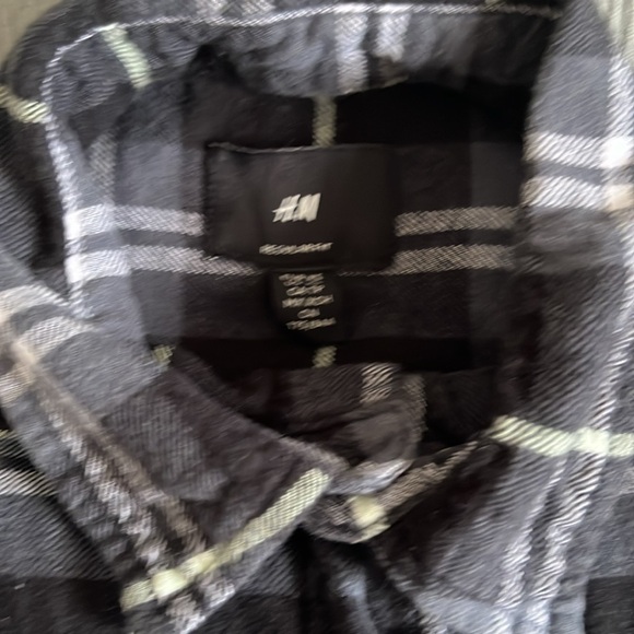 H&M Flannel Shirt checkered in stone grey XS - Picture 3 of 4
